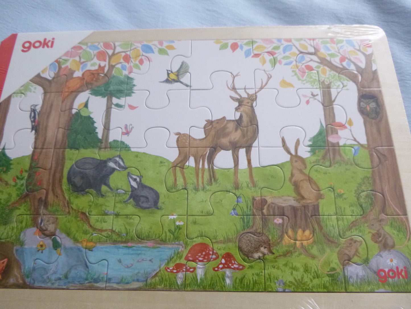 Flächen-Puzzle mit 24 Teilen