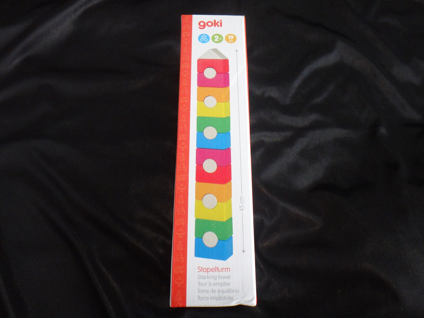 Stapelturm Regenbogenhaus, 19 Teile