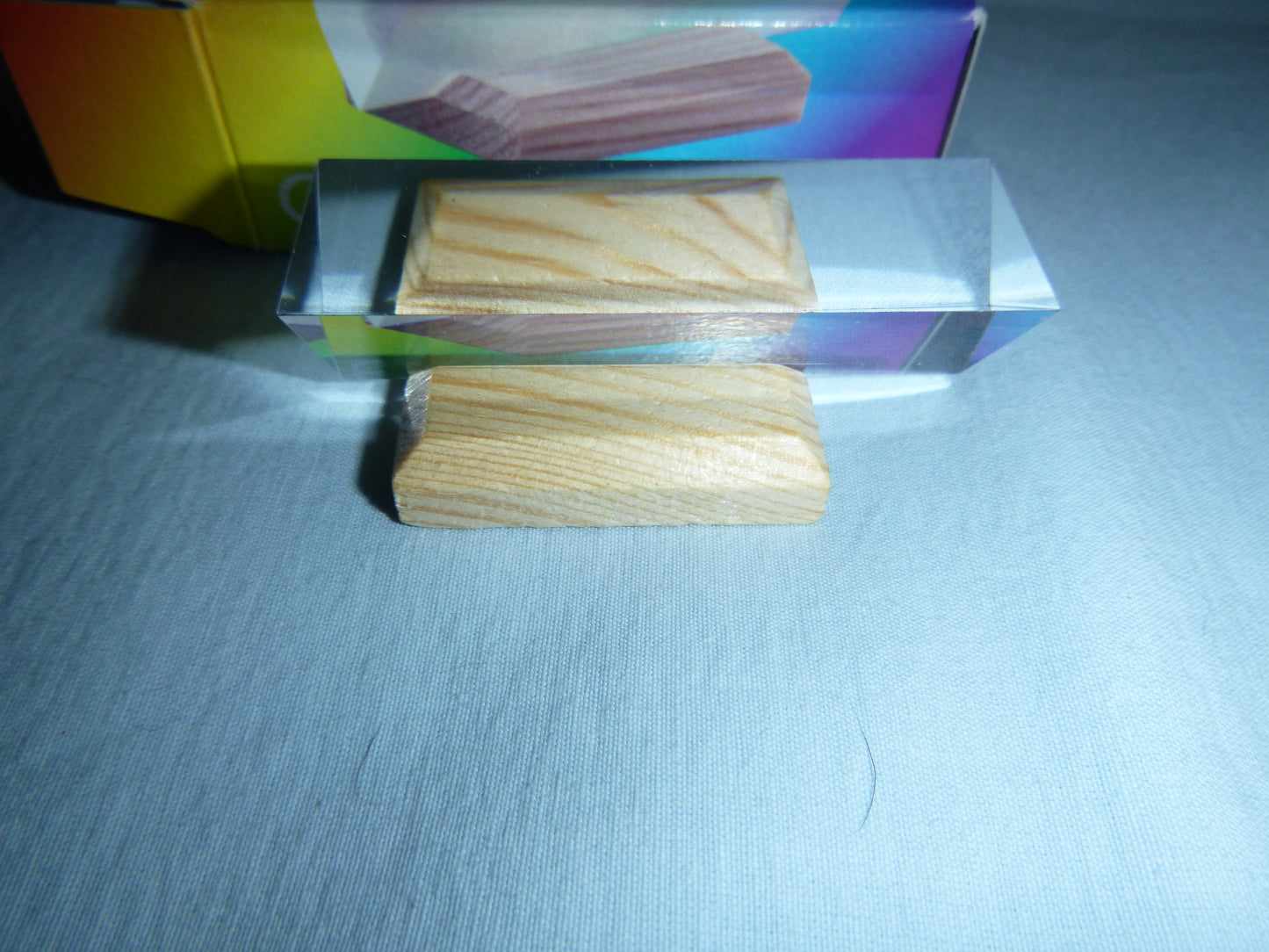 Ein Stück Regenbogen in Acryl