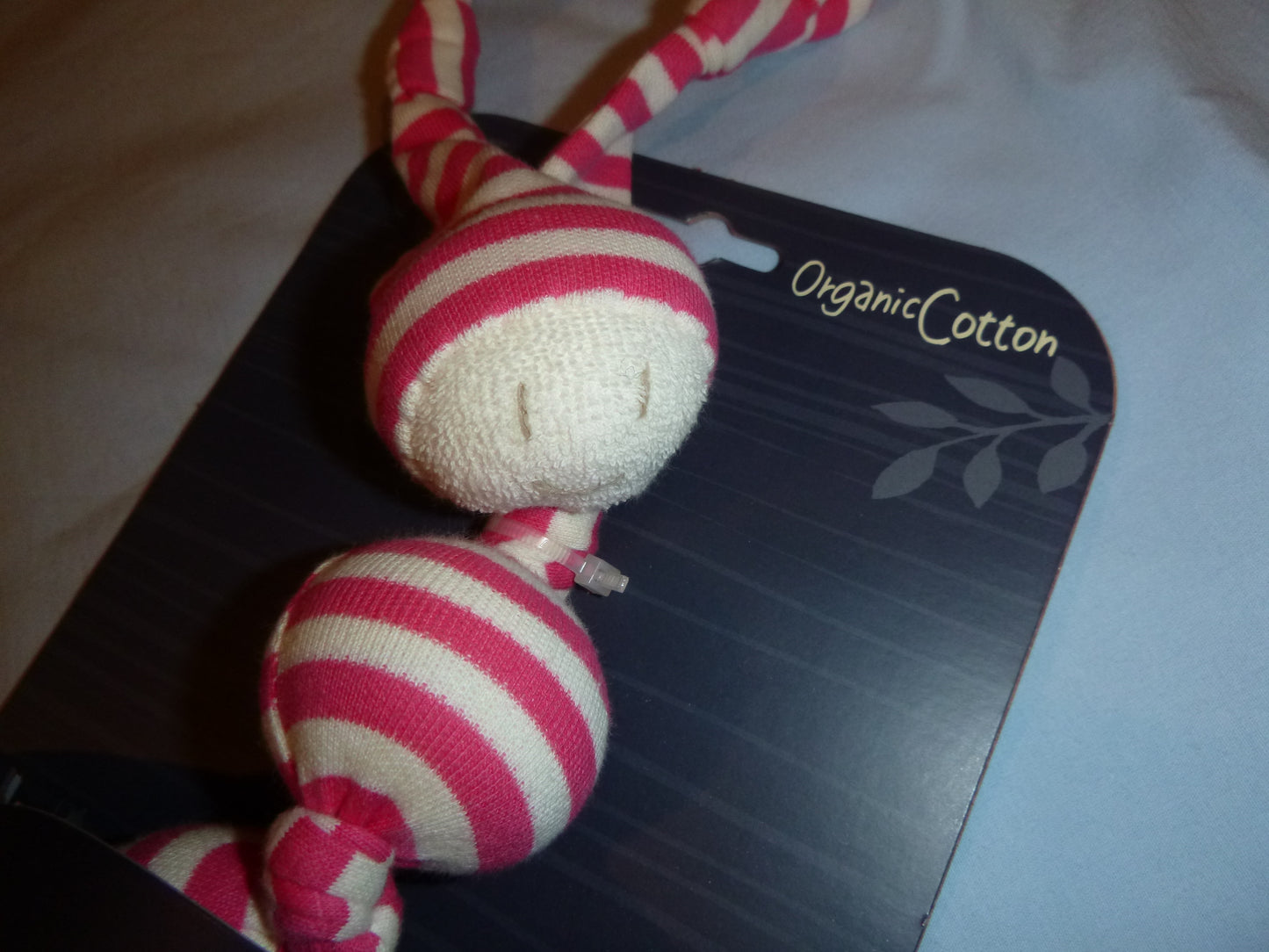 Sneeky die griffige Schlage für die Kleinsten, Rasselkuschel