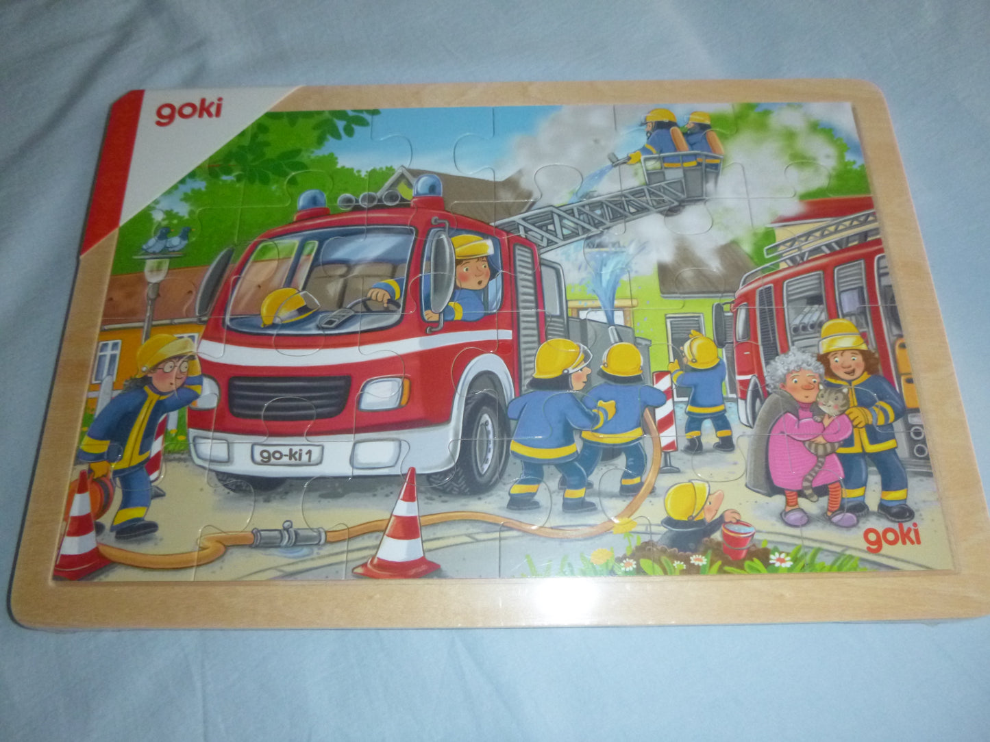 Flächen-Puzzle mit 24 Teilen