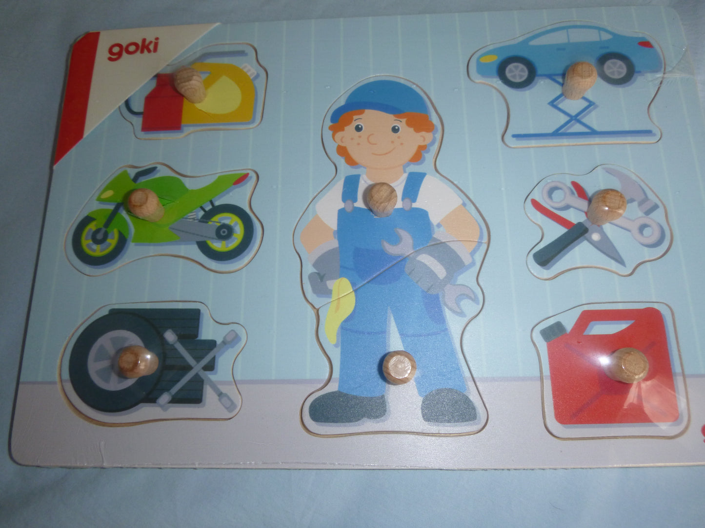 Erste Kinderpuzzle mit 5-8 Teilen und Greifknöpfen