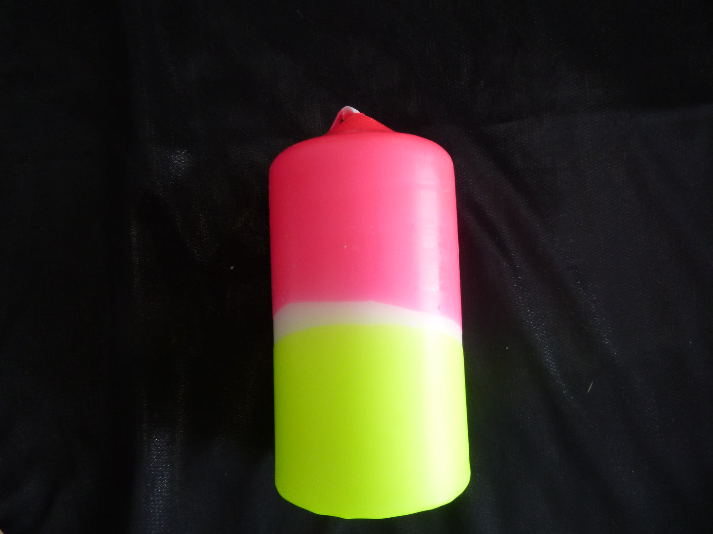 Stumpenkerze Sunny Day in Neonlook von PinkStories
